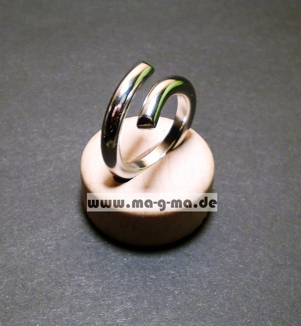 Designer - Ring geschwungen aus Edelstahl,  4 mm, Modell Hornisgrinde