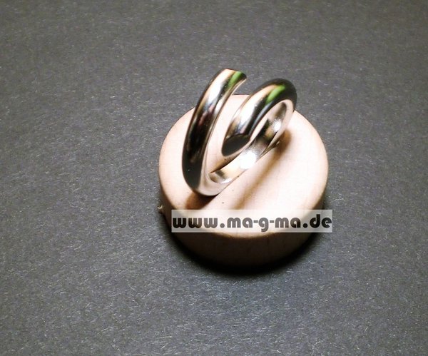 Designer - Ring geschwungen aus Edelstahl,  4 mm, Modell Hornisgrinde