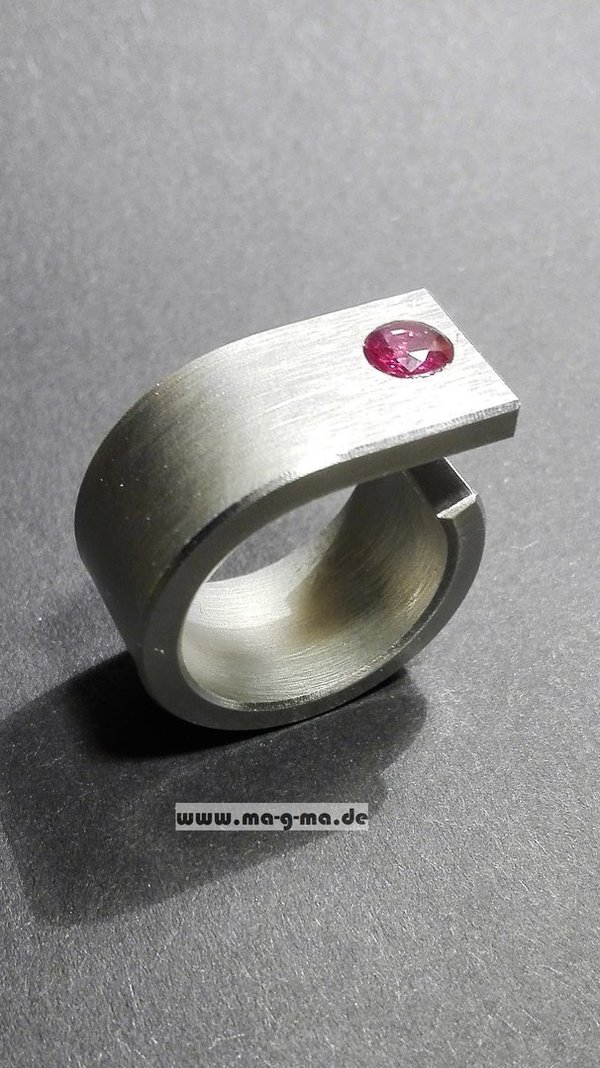 Designer - Ring aus Edelstahl mit Zirkonia oder Stein, mattiert, 12 mmm, Modell Feldberg