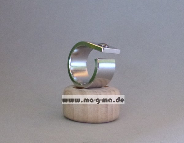 Sondermodell: Designer - Ring aus Edelstahl mit Hämatit, poliert, 12 mm