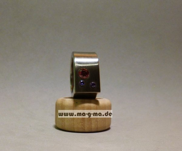 Sondermodell: Designer - Ring aus Edelstahl mit 3 Stück Zirkonia, mattiert, 12 mm